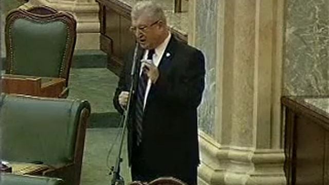 Daniel Savu -- interventie in plenul Senatului despre comisia de ancheta in cazul Barsan смотреть онлайн