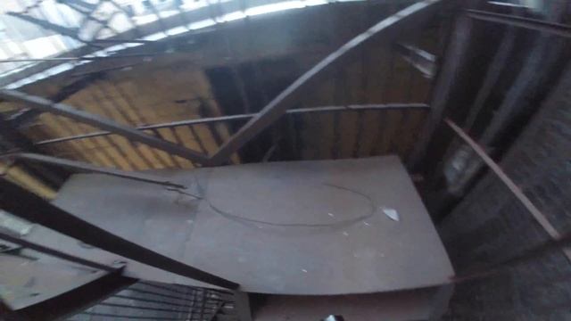 Сталк по заброшенному кулинарному колледжу смотреть онлайн