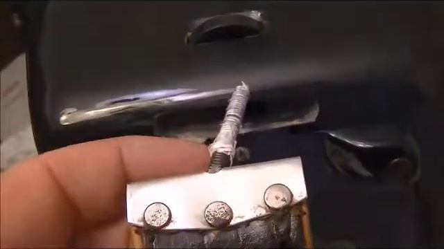 Accordion Repair Bass Strap Repair смотреть онлайн