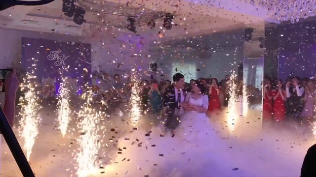 Конфетти / Тяжёлый дым / Холодные фонтаны смотреть онлайн