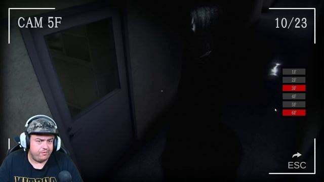 Working The Nightshift Is Terrifying смотреть онлайн