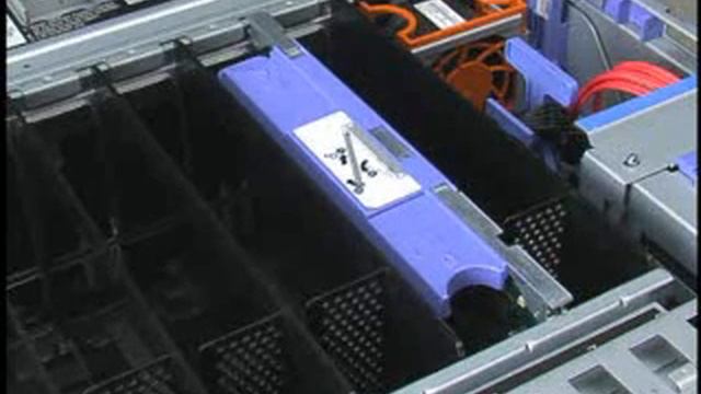 IBM System x3850 X5 - CRU - Install Memory Card смотреть онлайн