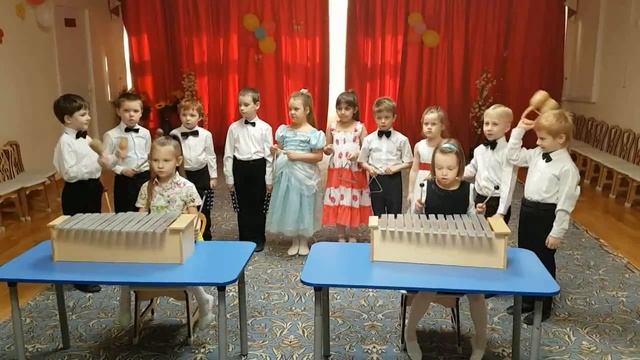 Иоганн Штраус "Полька" Муз. руководитель - Людмила Виноградова смотреть онлайн