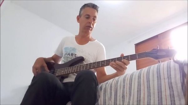 bass baixo stagg bc 300 ws review