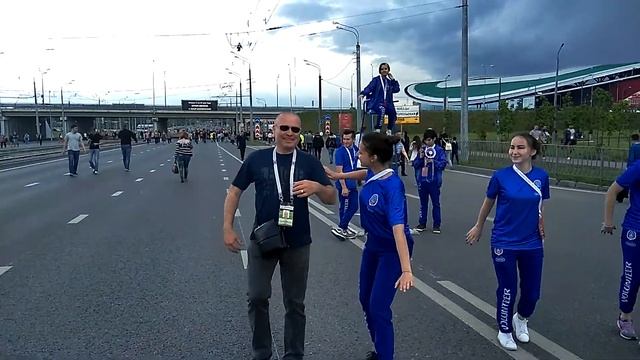 Кубок конфедераций 2017. Португалия - Мексика (2 : 2). Танец болельщиков с волонтерами! смотреть онлайн