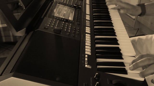 Hallelujah - Leonard Cohen - Cover by Donkey - Yamaha PSR S770 смотреть онлайн