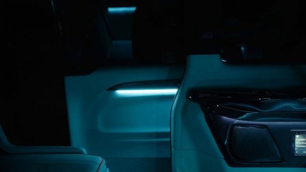 Maybach Tiffany Edition | 2024 V-Class