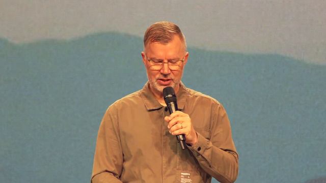 Morgentau - DIE PSALMEN | Psalm 71: Alt und schutzlos? | Tim Reinhardt | 31.03.2022 смотреть онлайн