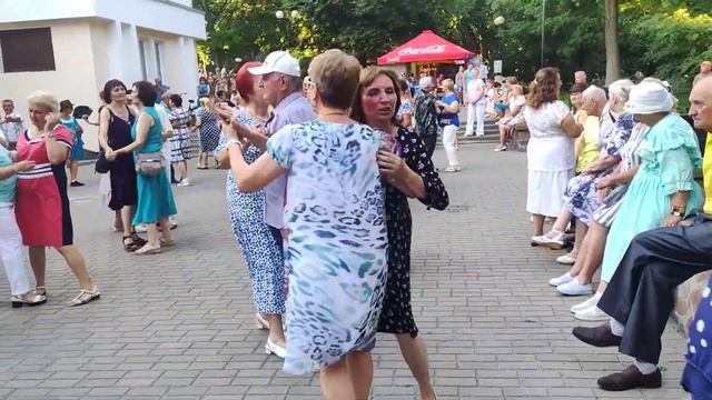 Я от тебя.........06.08.23 Гомель парк Луначарского ? смотреть онлайн