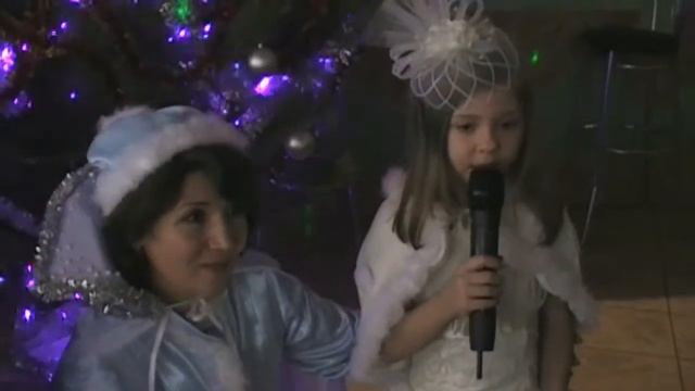 Новогоднее стихотворение девочки из Донбасса. смотреть онлайн