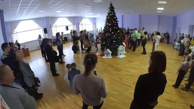 Новогодний утренник в СОК "Лидер", снят на Xiaomi Yi экшн-камеру 3ч смотреть онлайн