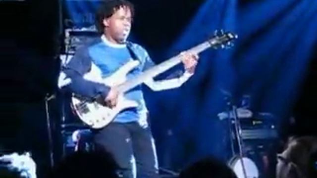 Victor Wooten bass solo & Amazing Grace - Budapest 2007 смотреть онлайн