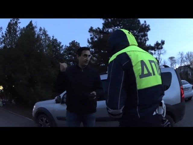 🔥Привлекаем нарушителей на тротуаре в день народного единства у памятника Карла Маркса.🔥 смотреть онлайн