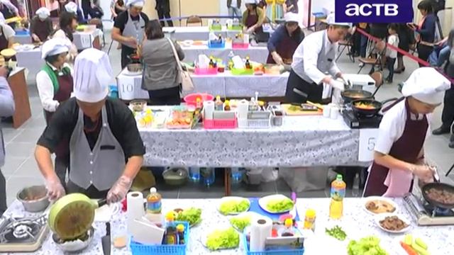 Кулинарный поединок в Южно-Сахалинске. 07.07.2015 смотреть онлайн