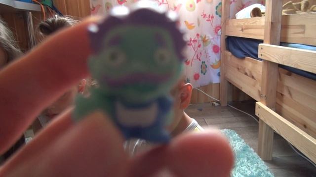 Даня идет в парикмахерскую и игра в 