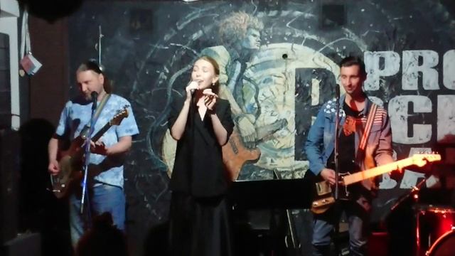 ? Queen - I want to break free ? Группа Миднайт в клубе Пророк, 2.06.2022, концерт хиты рока. смотреть онлайн