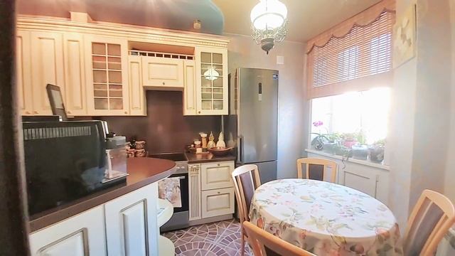 Однокомнатная квартира с высокими потолками - Новокузнецк Металлургов 39 смотреть онлайн