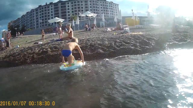 ПОСЛЕДНИЙ ДЕНЬ НА МОРЕ смотреть онлайн