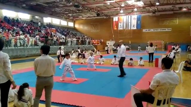 Каратэ Э смотреть онлайн