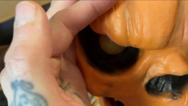 Unboxing Lil Nester Swinging Animatronic from Spirit Halloween! смотреть онлайн