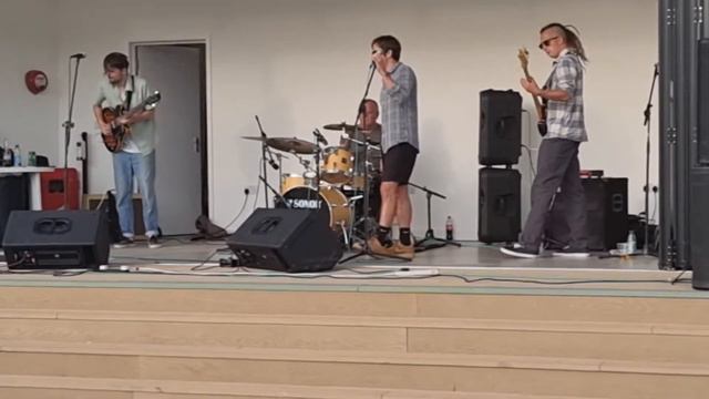 stevie wonder ...cbone Johnny rubin Darren Hurworth Joe Hurworth смотреть онлайн