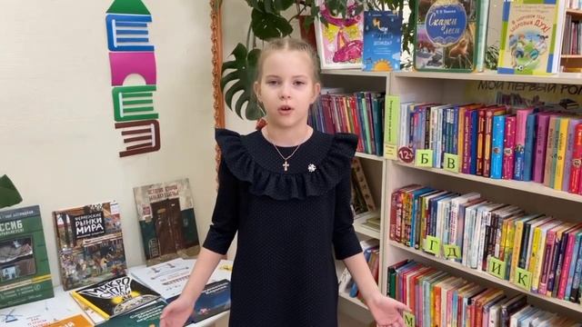 Стихотворение "В парке плакала девочка", читает Екатерина Теплоухова смотреть онлайн