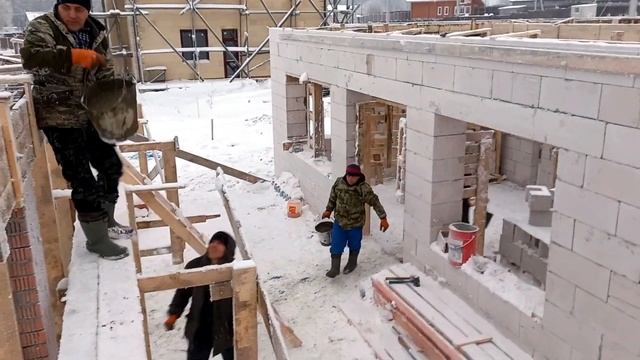 ДМИТРОВ. Залили армопояс. В ручную... смотреть онлайн