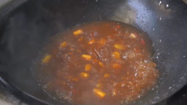 河裡撈只魚，二弟做“豆花魚”，麻辣鮮嫩入口即化拌飯吃過癮｜Mukbang【鐵鍋視頻】 смотреть онлайн