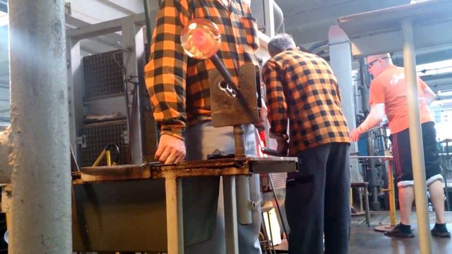 Шклярня. фабрика хрусталя "Юлия". август 2015. Польша смотреть онлайн