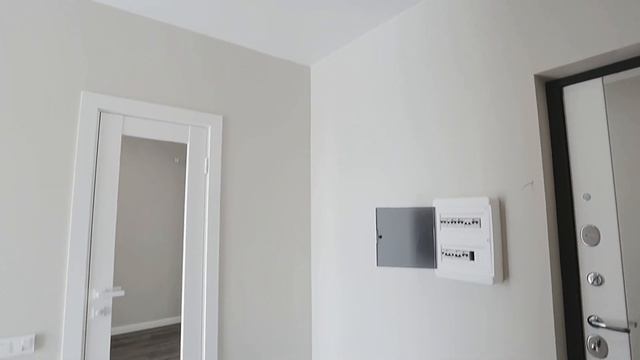 ? Ремонт в маленькой студии - стоимость МЕНЬШЕ 300 ТЫС! Впустили свет и зонировали пространство. смотреть онлайн