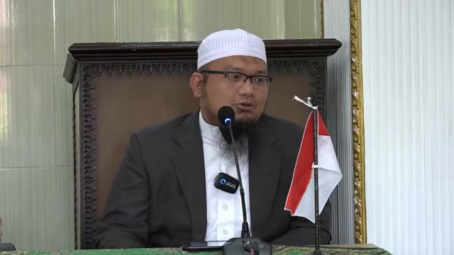 Ustadz Wira Mandiri Bachrun - Tema : Mendidik anak dengan Al Qur'an смотреть онлайн