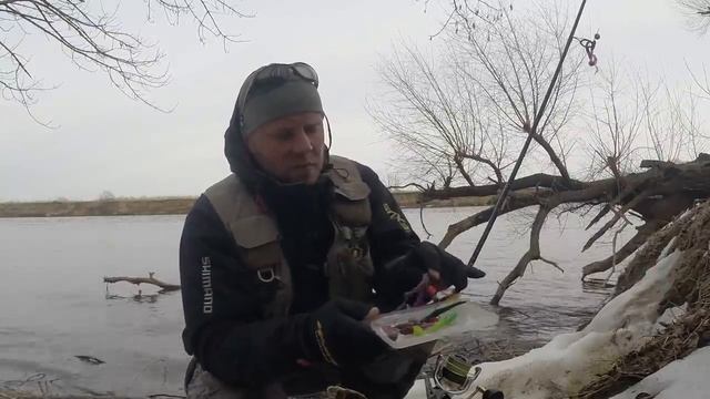 Рыбалка на СПИННИНГ в МАРТЕ! Сезон ЗИМНЕГО СПИННИНГА ЗАКРЫТ! Что к чему-3! смотреть онлайн