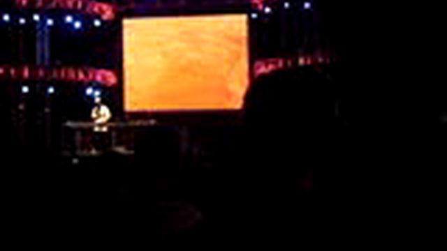 DJ Shadow "Midnight in a Perfect World" live at Coachella 07 смотреть онлайн