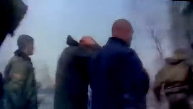 28 01 2015 Первое видео с плена киборгов UKRAINE WAR смотреть онлайн