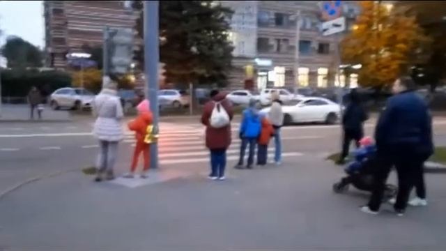Ситуация месяца "Я живу в Москве" / зачин смотреть онлайн