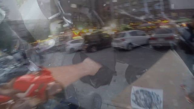 Прокатил подписчицу на пацанском спорт-байке Yamaha R1. Эмоции девушек, мотобудни. смотреть онлайн