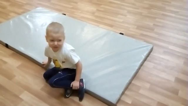 Саша на Брейк Дансе) смотреть онлайн