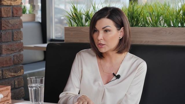 Построить бизнес с нуля вместе с родственниками и не испортить отношения. Автосуши Автопицца смотреть онлайн