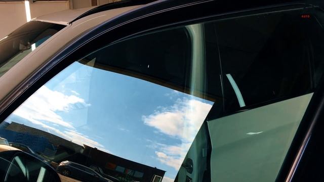 BMW MX5 автоматическая тонировка 2 стекла