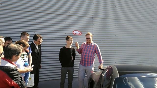 ПОЕЗДКА В ДОЧЕРНЮЮ КОМПАНИЮ ЯНДЕКСА/ АВТО РУ ОТКРЫЛИ ПЕРВЫЙ АВТОСАЛОН В РОССИИ/ #StomatoloGG смотреть онлайн