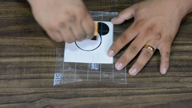 APLICACIÓN DE VINIL DE CORTE EN VASO DE PLÁSTICO - ORACAL смотреть онлайн