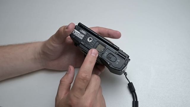 Olympus OM-D E-M5 - важная беззеркалка| Bad Old Camera смотреть онлайн