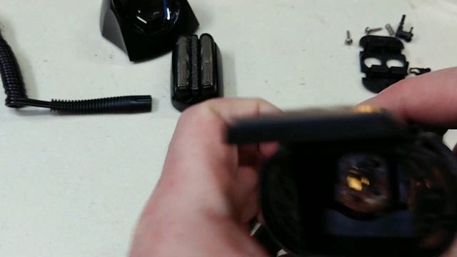 Braun Shaver 340s-4 teardown смотреть онлайн