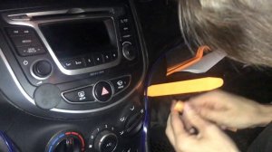 Гибкий неон подсветка в салон Hyundai Solaris / установка / монтаж