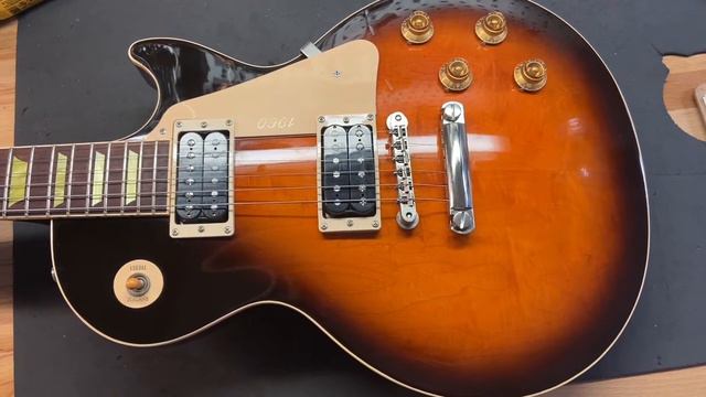 2000 Gibson Les Paul Classic Cinnamon Burst смотреть онлайн