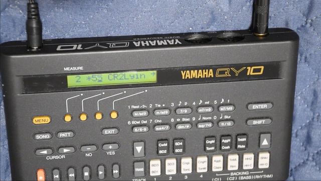 Yamaha QY10 Factory Patterns - Part 2 #yamaha #90smusic #groovebox смотреть онлайн
