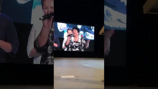 Машина в подарок за полгода в 66 лет! Мариям Сериковна сейчас является теньговым миллионером❗️ смотреть онлайн