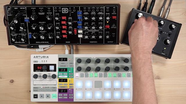 Audiothingies Doctor A with... Arturia BSP + Behringer Model D смотреть онлайн