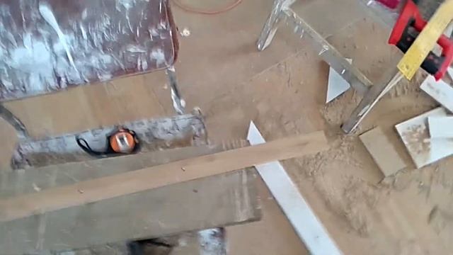 Стык порог в дверном проеме / Раскладка на пол между комнатами смотреть онлайн