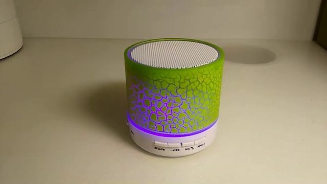 Обзор колонки светящиеся смотреть онлайн